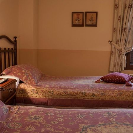 La Casa Del Maestro ξενώνας Tardelcuende Εξωτερικό φωτογραφία